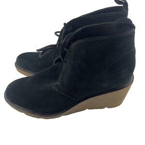 Clarks Clarkford DBT Black Suede Lace Up Ankle Boots Women's Size 10‎